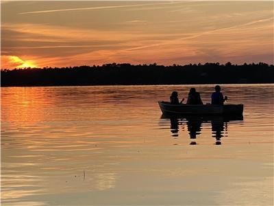 Muskoka Retreat on Sparrow Lake *WINTER SPECIAL*