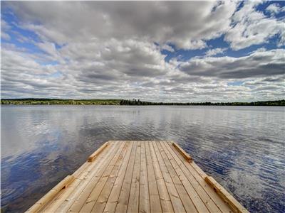 Gorgeous Waterfront Cottage within 30 mins. from Halifax