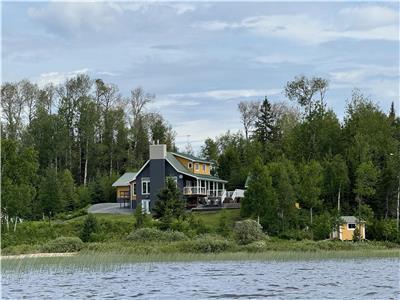 Exceptional Groundhog Lake Home For Sale - One Hour West of Timmins ON