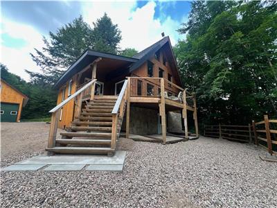 Lakeview  Eagle Lake  South River, chalet/maison/cabine toute l'anne entirement neuf