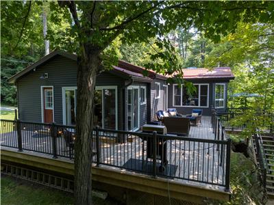 Tree Top Tranquility Oak Lake 3 bedrooms, 1.5 baths