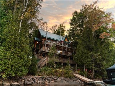 Pet-Friendly Lakefront Log Home with Sauna