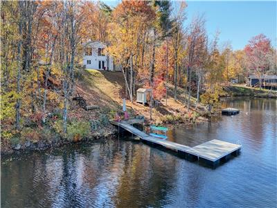 New Listing 4Season*3 KIng Size Beds* Toboggan Hill* Skating* 2 Fire PIts* 2 Hydrobikes *2Kayaks