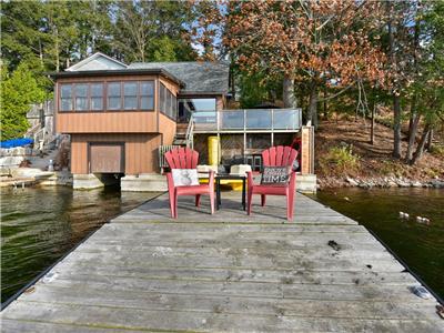 The Pines Cottage Rental - Charleston Lake