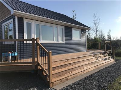 Blue Heron Cottage, Oceanfront Cottage near Tatamagouche, NS