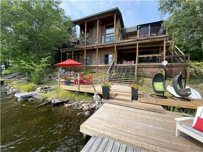 Beautiful, Private Muskoka Cottage on Desirable Healey Lake. Pets Welcome!