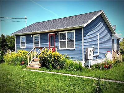 Beautiful cottage style home, minutes away from a south shore Beach.