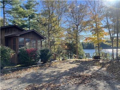 4-Season Cottage on Pike Lake, Perth Ontario