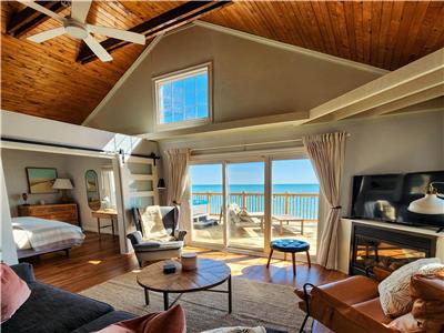 Sunset Escape | Hot Tub, Pet-Friendly & Firepit