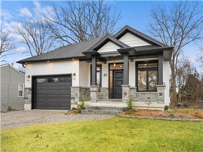 Orchard Summer House Grand Bend