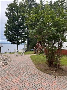 Golden Lake Hideaway cabin