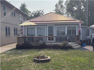 Turkey Point waterfront cottage