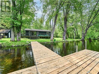 Your Waterfront Lifestyle Is Ready for You!