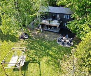 Lakeside Muskoka Cottage on Skeleton Lake! Only Two Weekends Available! August 1-3!
