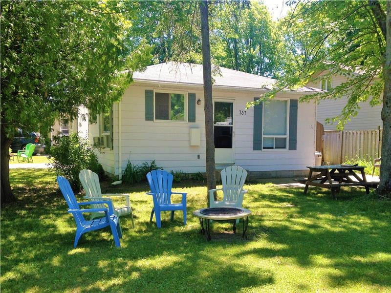 Cox's Corner CottagesPerfectly Port Elgin Cottage Rental PL10214