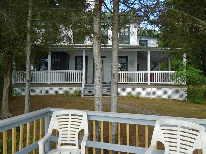 On Golden Pond St. Stephen Cottage Rental GL11654 CottagesInCanada