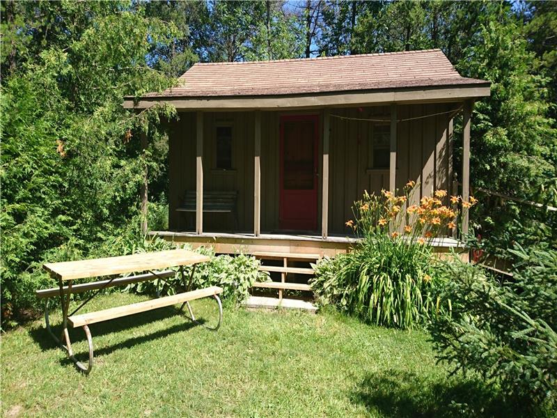 Lake Huron Cottages Goderich Cottage Rental DI13018 CottagesInCanada Lake Huron Cottages Goderich Cottage Rental DI13018 CottagesInCanada