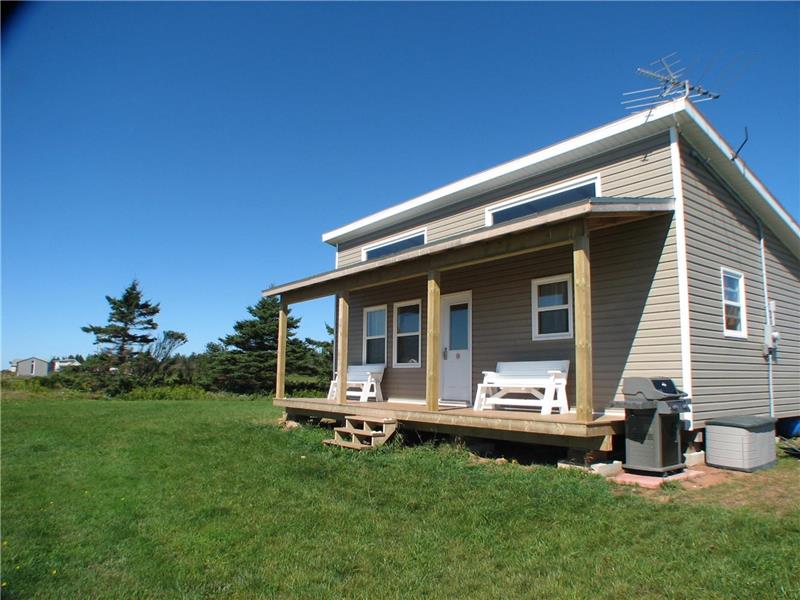 Red Cape Cottage - Cozy, quaint, - Summerside Cottage Rental | PL-21051