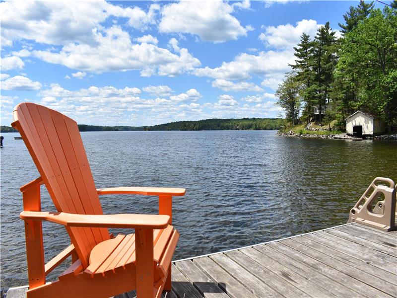 Christie Lake Waterfront Cottage - Perth Cottage Rental | GL-21755 ...