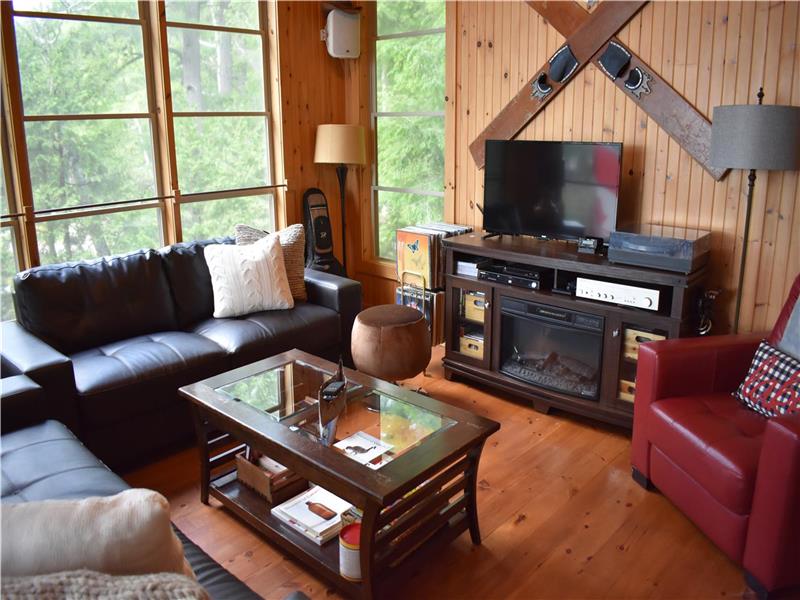 Christie Lake Waterfront Cottage Perth Cottage Rental GL21755