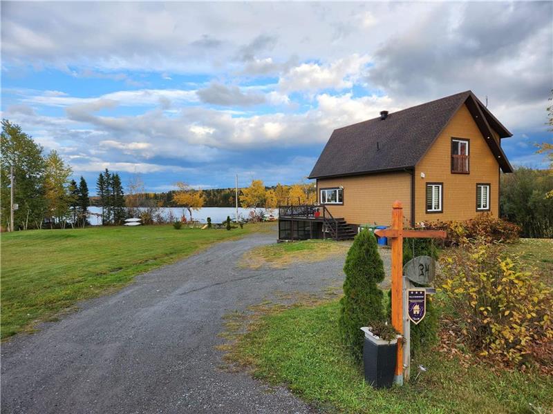 Villa le grand Brochet Chalet à louer StHubertdeRivièreduLoup