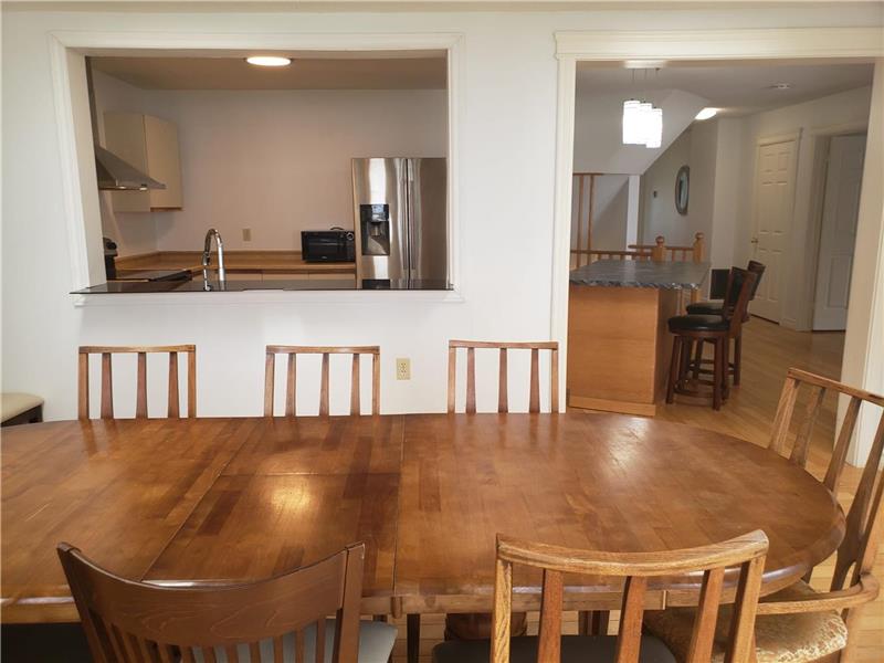 Shoreview Cottage Waterfront on Orillia Cottage Rental DI24269