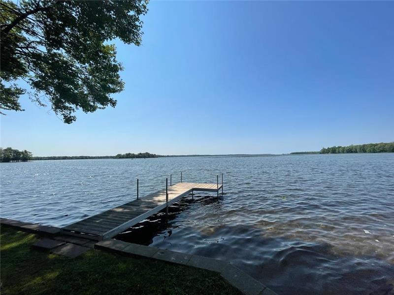 Shoreview Cottage Waterfront - Orillia Cottage Rental | DI-24269 ...