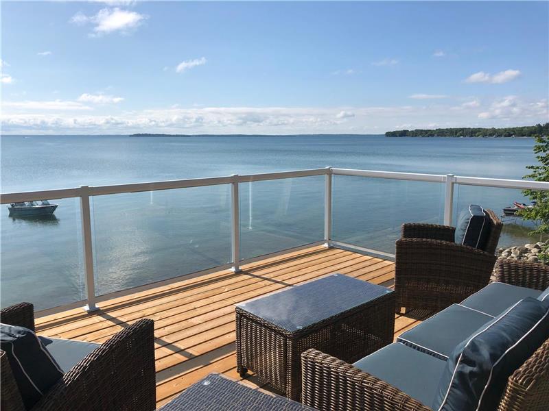 Big Bay Point Cottage On Lake Simcoe Close To Gta