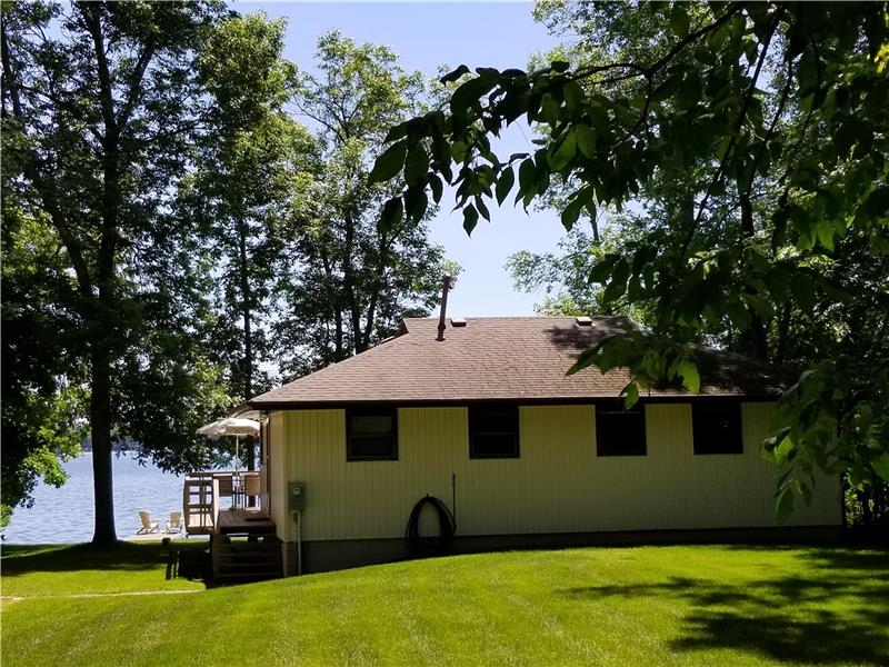 Balsam Lake Waterfront Cottage In Fenelon Falls Cottage Rental