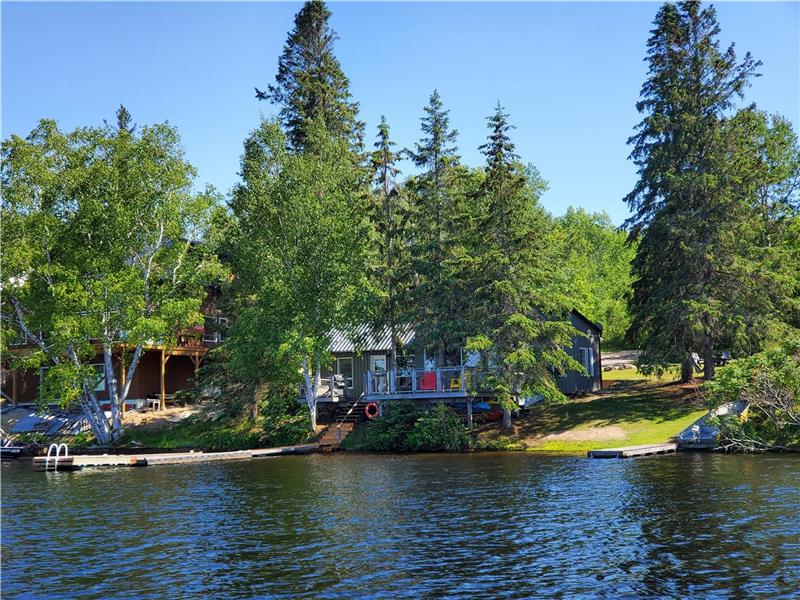 Sandy Pines Cottage in Byng Inlet. - Parry Sound Cottage Rental | PL ...