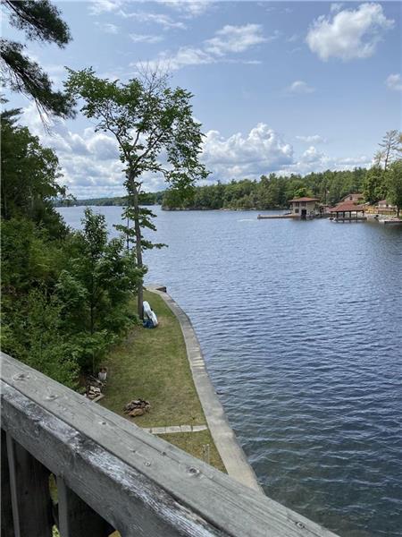 Crows Nest On Charleston Lake - Charleston Lake Cottage Rental 