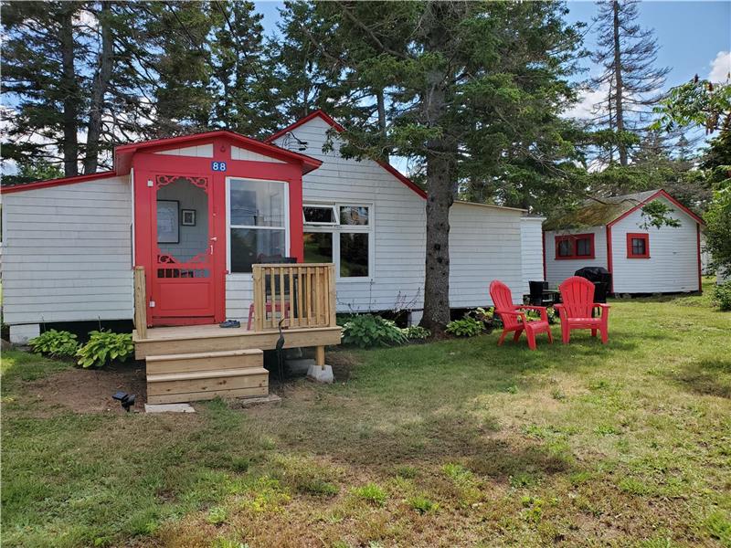 Alice's Cottage: A Quiet & Cozy - Shediac Bridge Cottage Rental | GL ...