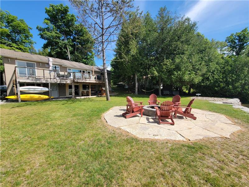 "Kawartha Waterfront Cottage" - - Kawartha Lakes Cottage Rental | DI ...