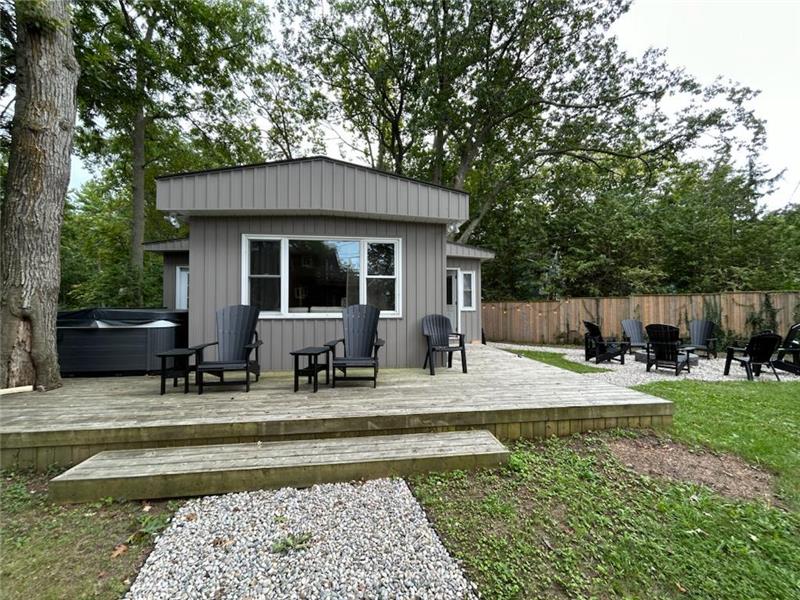 3 Bedroom Cottage in Grand Bend Grand Bend Cottage Rental PL38077 CottagesInCanada